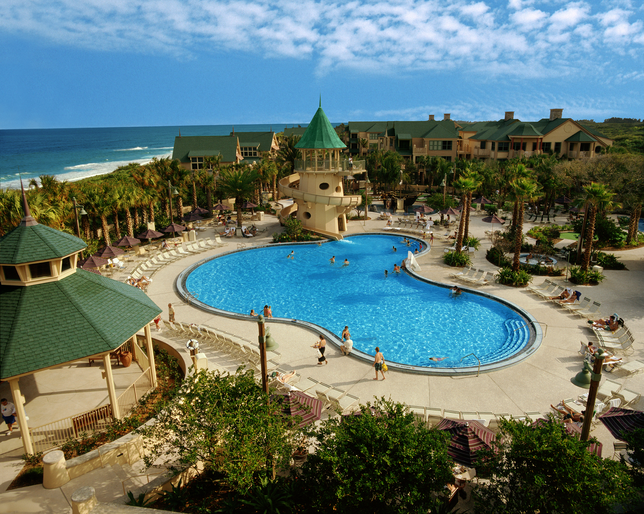 Vero_Beach_Pool.jpg