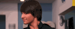 tumblr_lov0h0VT9N1qe180do4_250.gif