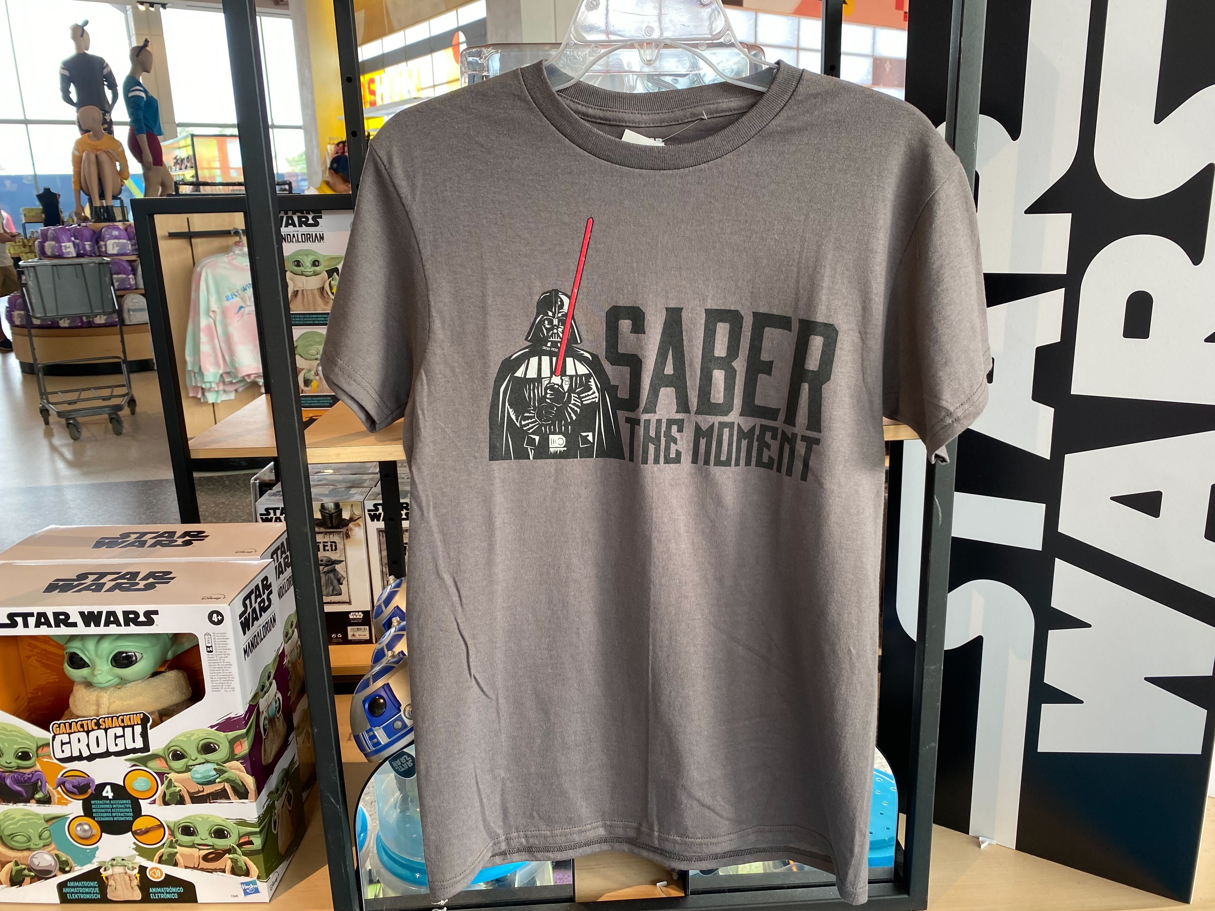 darth-vader-saber-the-moment-t-shirt-1.jpg