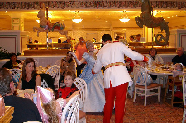 1900Dinner1.jpg
