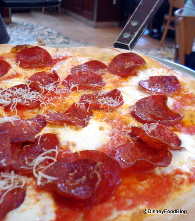 Naples-pizza-2.jpg