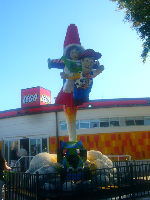 7019721703_1ae7591775_z.jpg