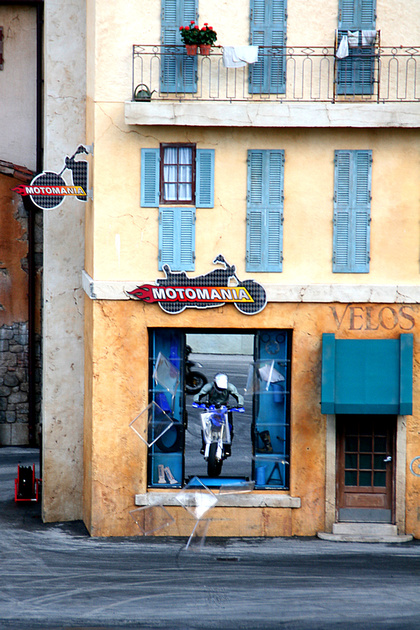 p1042478698-4.jpg
