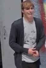 tumblr_lp26uh9YR31qavg9x.gif