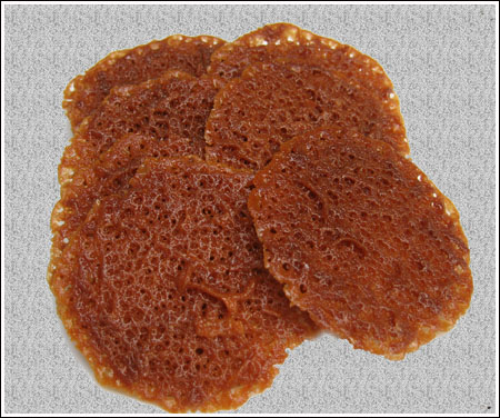lady%20bird%20lace%20cookies.jpg