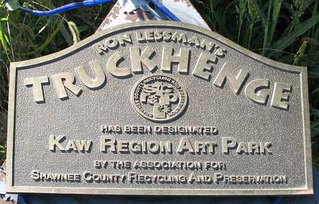 06truckhenge00.jpg