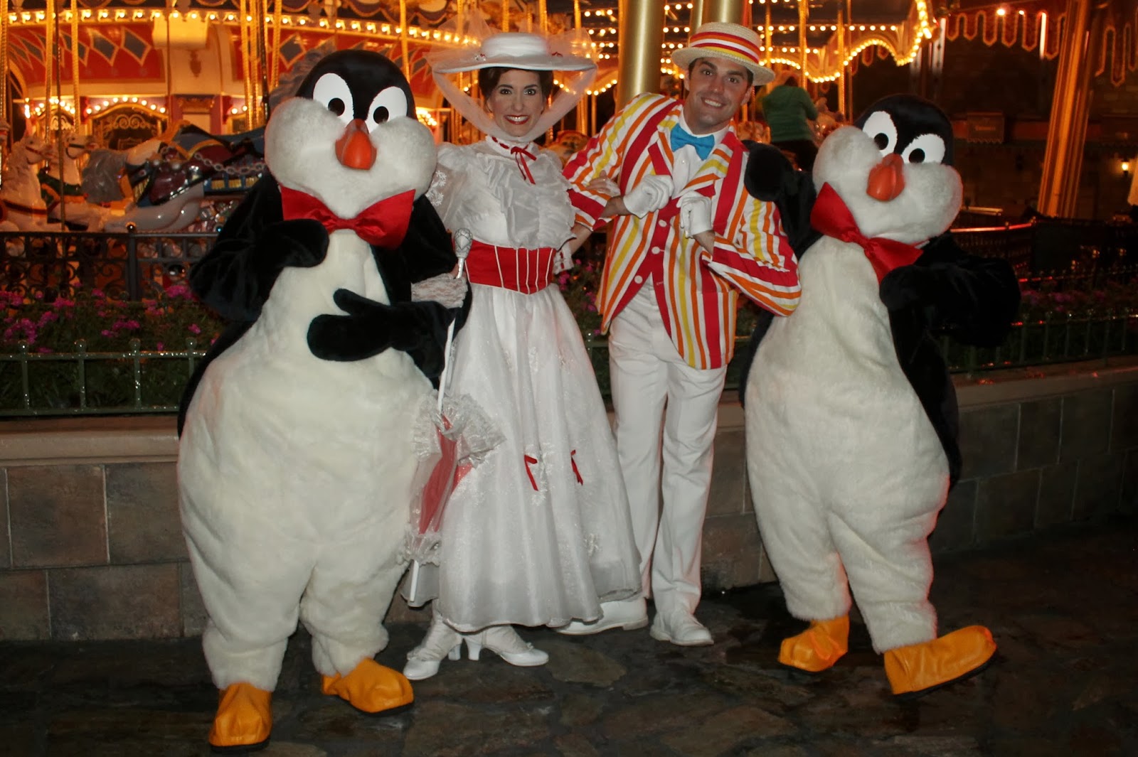UDCHG+Poppins.jpg