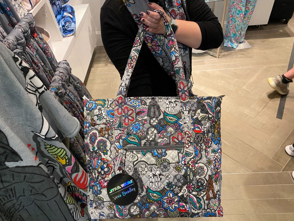 vera-bradley-star-wars-18-2-1200x900.jpg