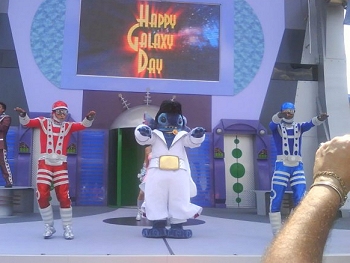 stshow1a.jpg