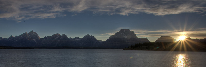 359164964_z79q7-L.jpg