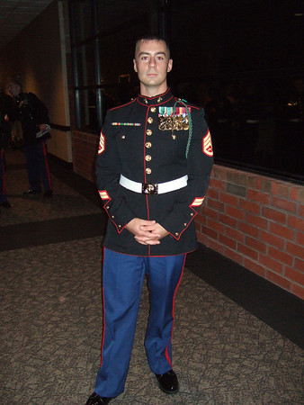 424307108_r8Pg9-M.jpg