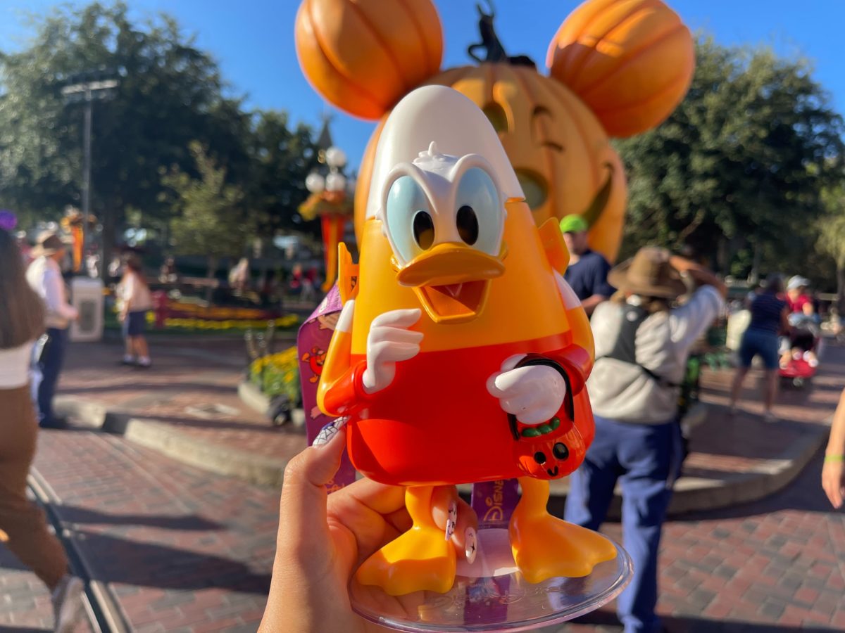 donald duck candy corn sipper dl 3