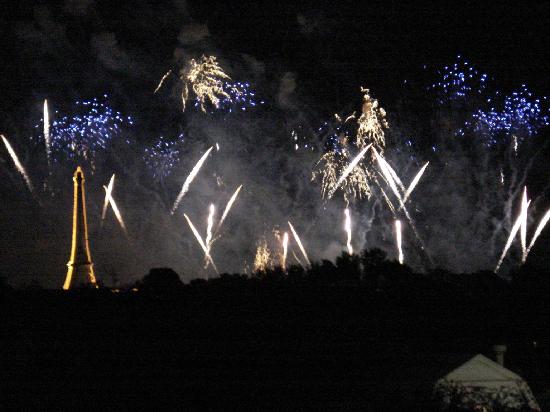 epcot-illuminations-from.jpg