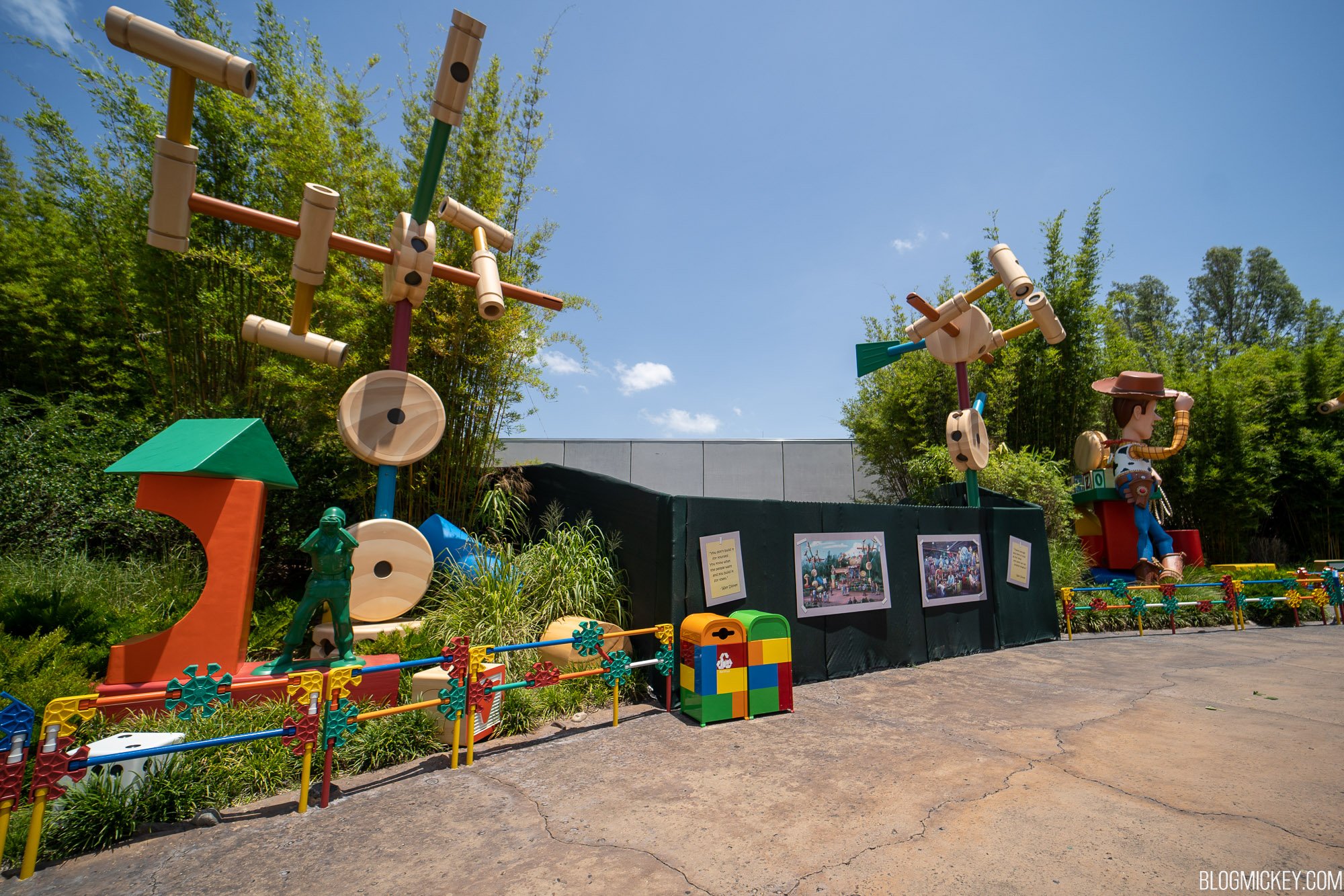 roundup-rodeo-bbq-entrance-work-3.jpg