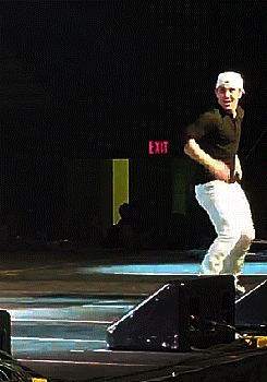 tumblr_lvv34b58Jy1qeeagco4_250.gif