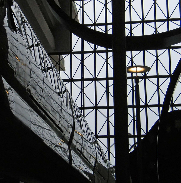 808155989_SxE7E-XL-1.jpg