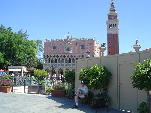 157765720_d3a36ac431.jpg