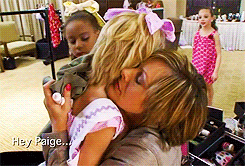 tumblr_lpp5zzr7HR1qib9pno1_250.gif