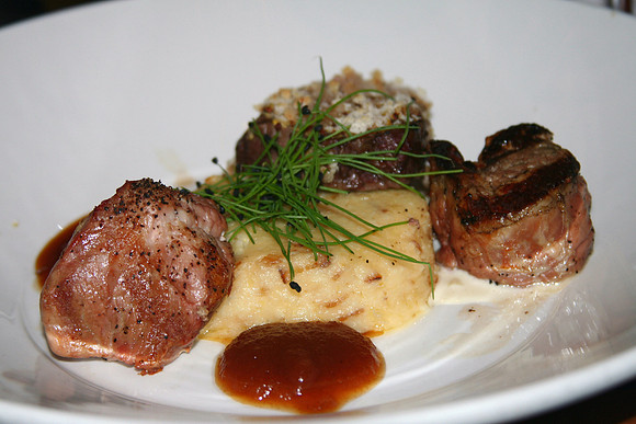 p338074044-3.jpg