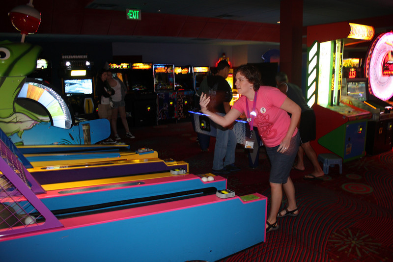 1216035187_erSzz-L.jpg
