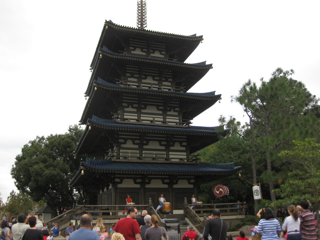 4443616843_60f640ab36_b.jpg