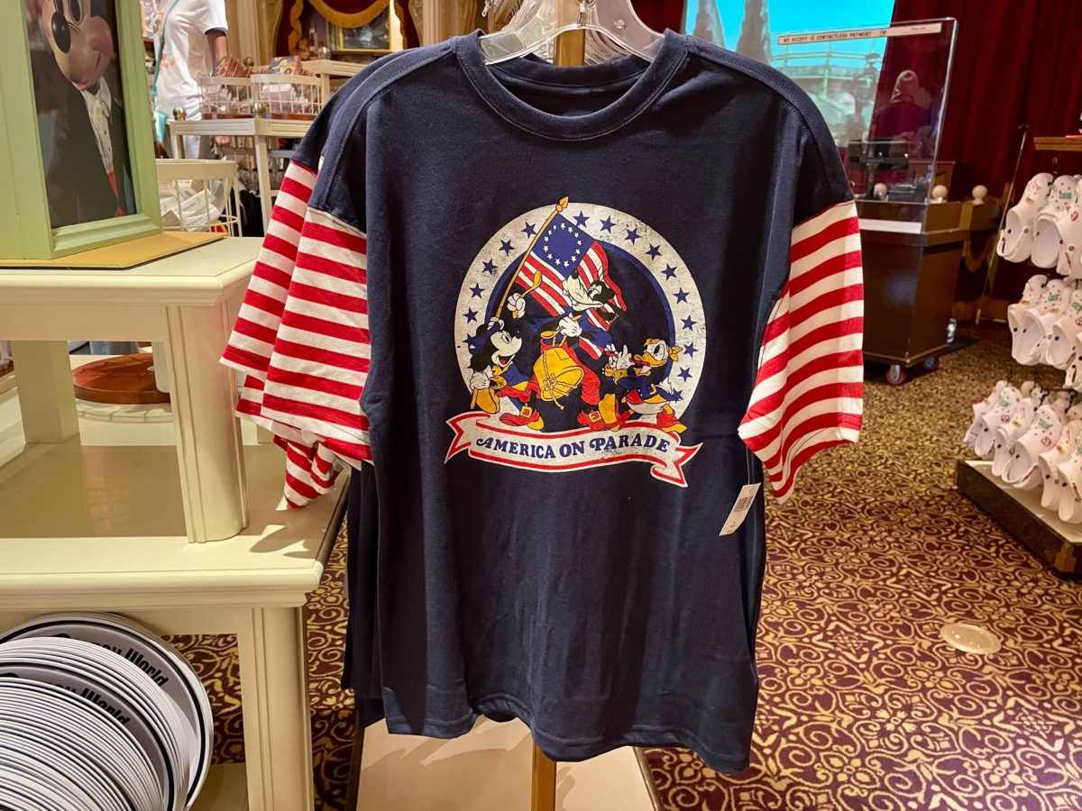 america-on-parade-tee-0-1200x900.jpg