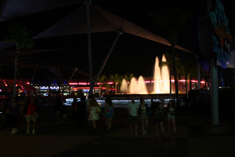 1219931154_jax8g-L.jpg