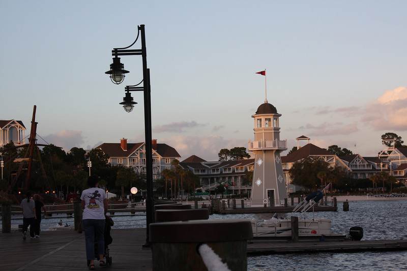 1211992255_cT6q3-L.jpg