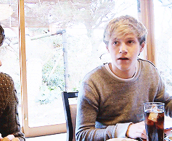 tumblr_mor02w2nHe1rxmuk6o1_250.gif