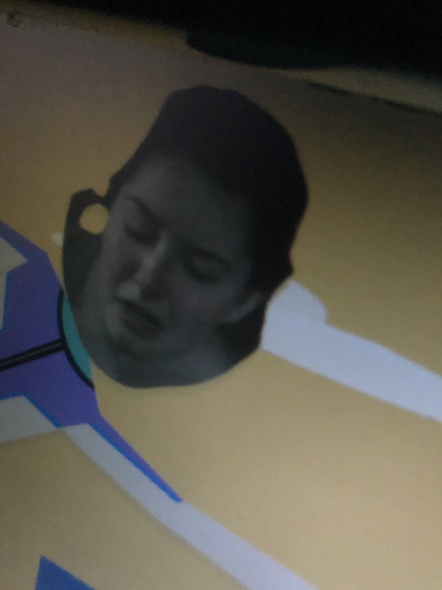 Du4i6apVYAEJi7C.jpg