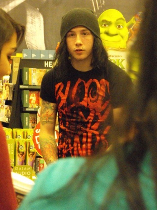 tumblr_ln1lxoj1c61qdoqhxo1_500.jpg