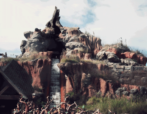 tumblr_lvm4e7Riwb1qzcq51o1_r2_500.gif