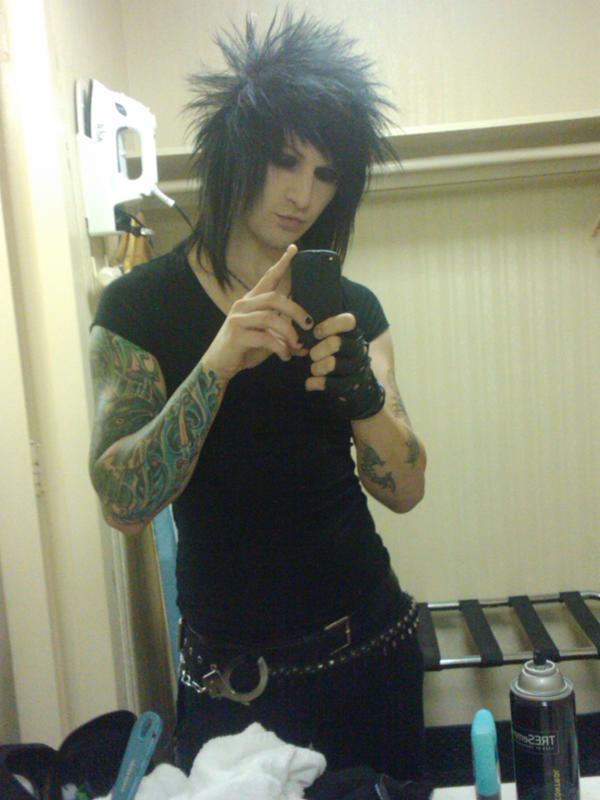 Jinxx-black-veil-brides-14542993-600-800.jpg