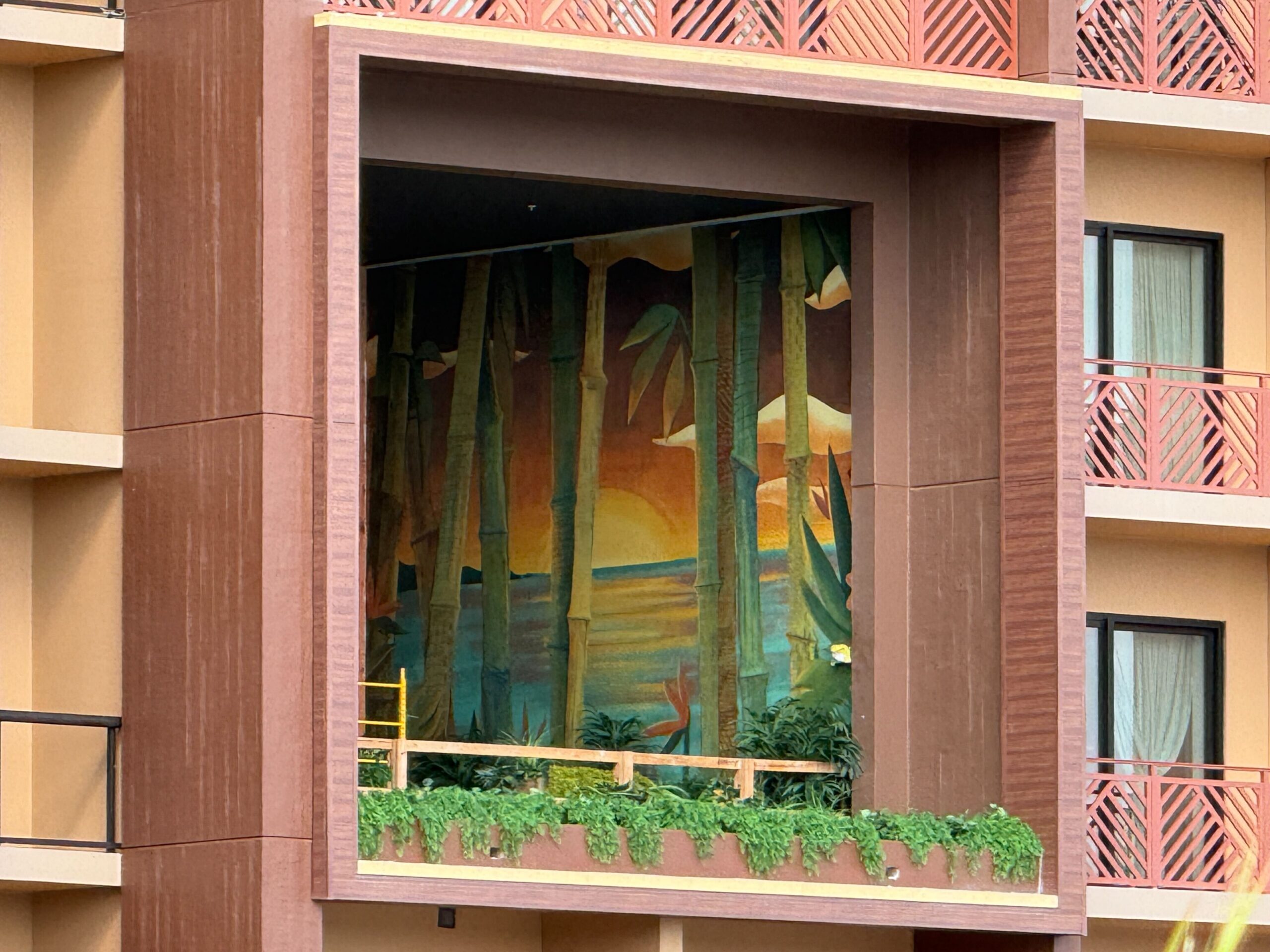 Construction on NEW DVC Tower at Disney's Polynesian Village Resort