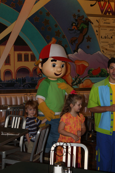 1213087433_MNKeS-L.jpg