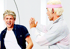 tumblr_mqcntz2M281r1mnd9o4_250.gif
