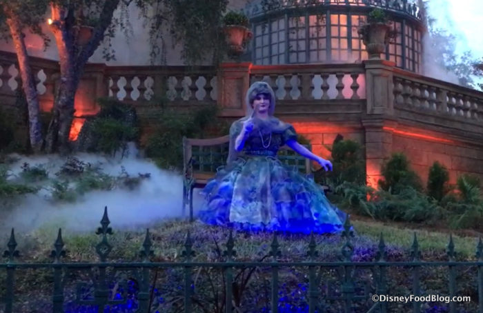 mnsshp-madame-carlotta-haunted-mansion-1-700x454.jpg