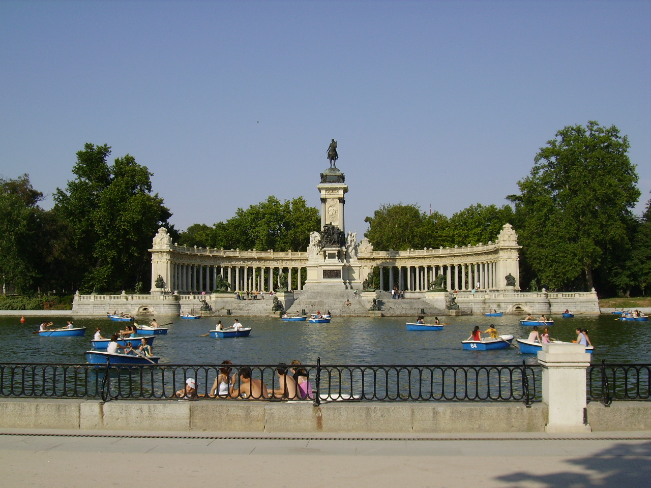 Parque_del_Retiro.JPG