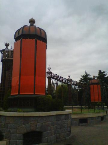 hallow10.jpg