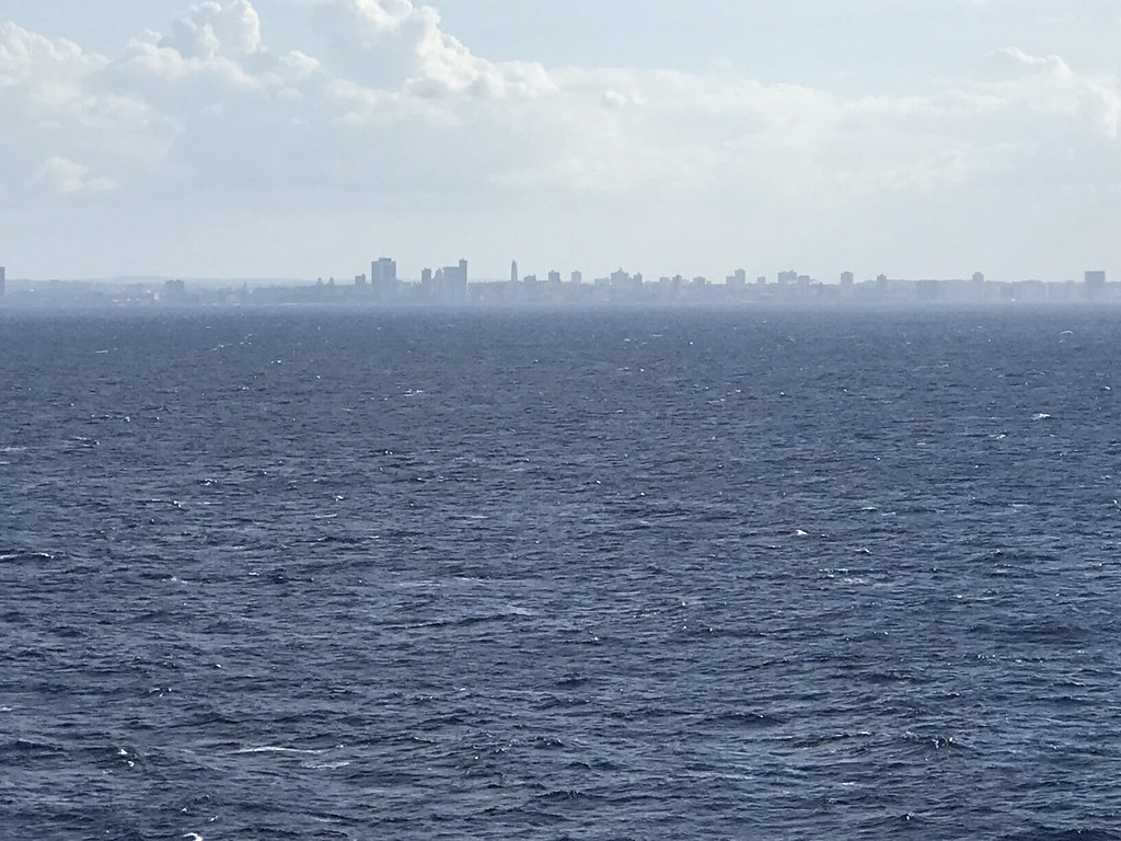 31487355102_2219e16005_b.jpg