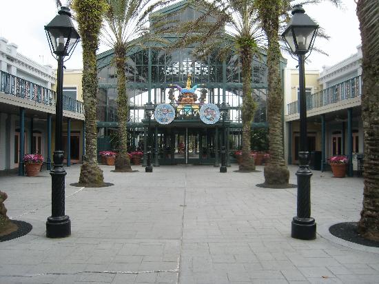 port-orleans-french-quarter.jpg