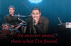 tumblr_lxwq8ymGTm1qeeagco3_250.gif