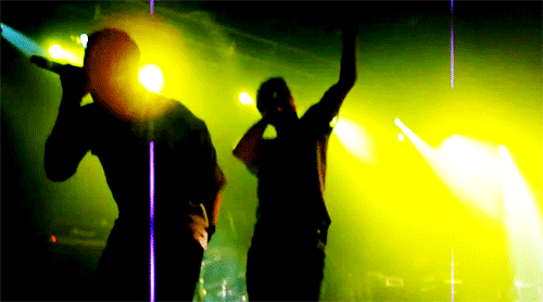tumblr_lo373i58Ln1qeeagco1_500.gif