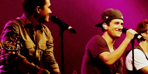 tumblr_lx1hhndiAC1r7q0d0o2_500.gif