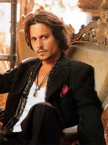 Johnny-johnny-depp-31158283-373-500.jpg