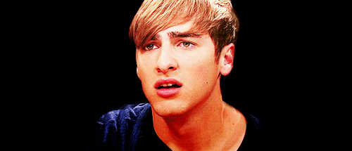 tumblr_lniya8taFY1qj4gp2o1_500.gif