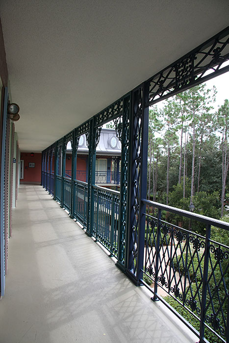POFQ-Grounds-2009-0612_forum.jpg