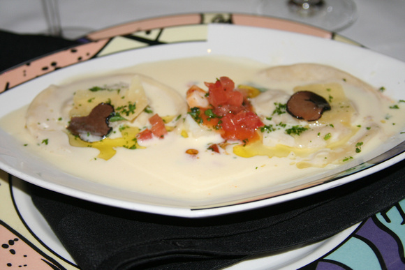 p808320794-3.jpg