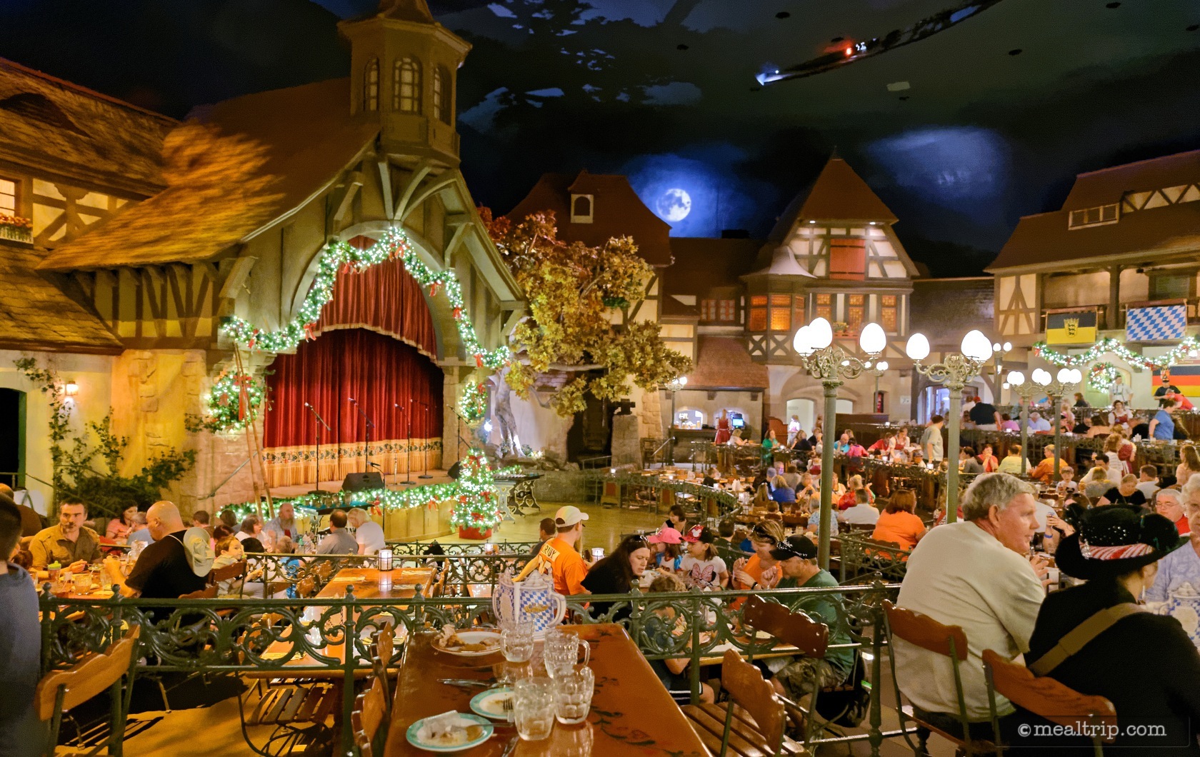 epcot-biergarten-lunch-stage.jpg