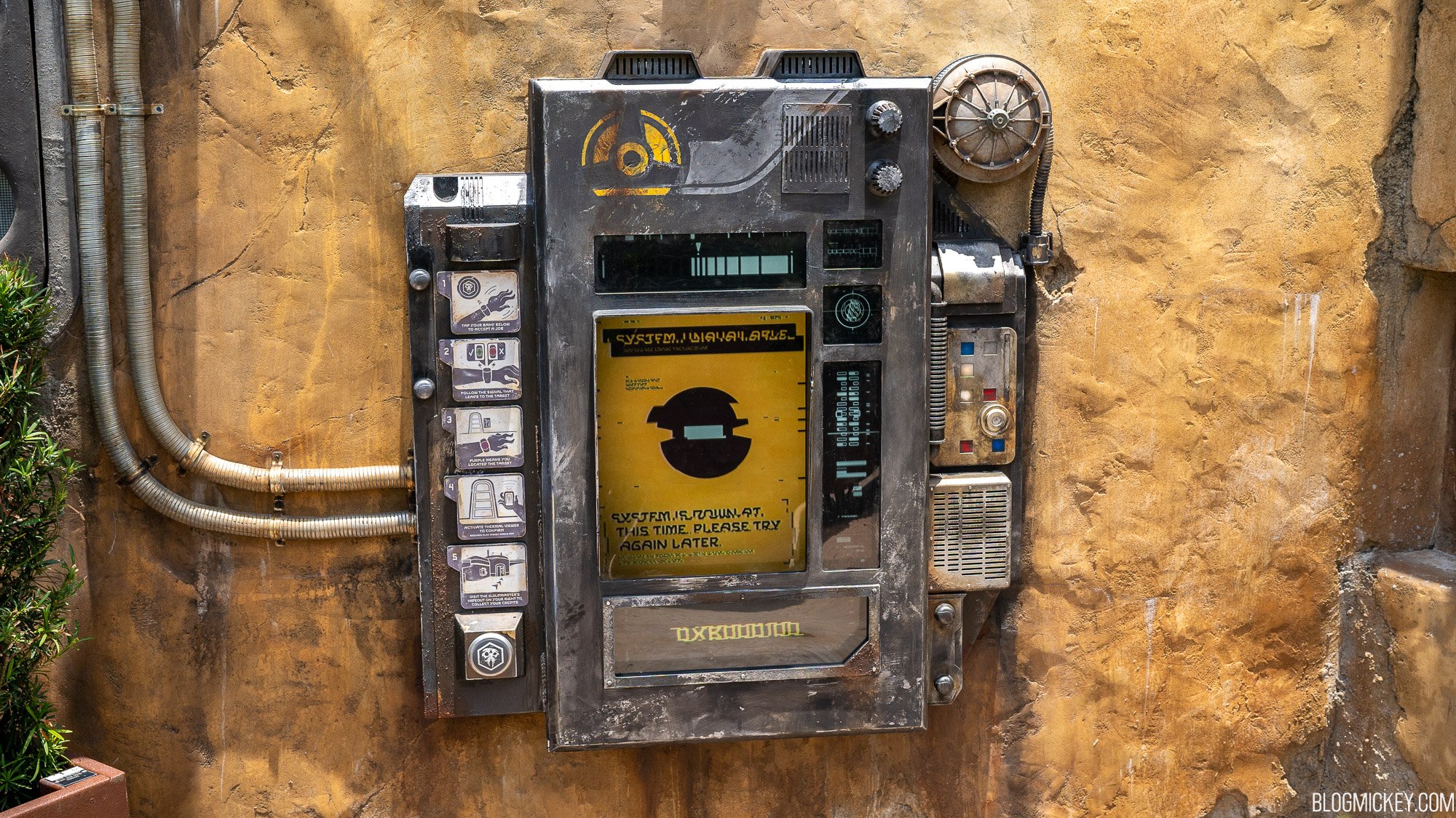 batuu-bounty-hunters-game-panel-1.jpg